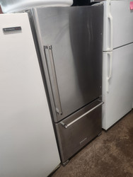KitchenAid 30 Inch Bottom Mount Refrigerator with 19 cu. ft. Capacity, Extend-Fresh Temperature System, Produce Preserver, Spill-Resistant Shelves, Humidity-Controlled Crispers, Full-Width Pantry, Wine Rack, LED Lighting Right Hinge SKU 19237