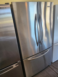 KitchenAid 36" Counter Depth Bottom Freezer Refrigerator with 20 cu. ft., Automatic Ice Maker, Interior Water Dispenser, Monochromatic Stainless DOOR HAS COSMETIC ISSUES SOME LOCATED IN OUR PORTLAND OREGON APPLIANCE STORE SKU 19267