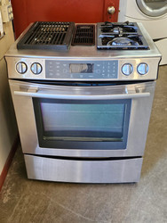 Jenn-Air 30" Stainless Steel Duel Fuel Downdraft Range - Natural Gas Surface Burners/Electric 240V. 50 Amp Oven SKU 20003