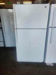 HOTPOINT 30 INCH ELECTRIC FREESTANDING RANGE MANUAL CLEAN OVEN COIL BURNERS 2 SMALL 2 LARGE WHITE LOCATED IN OUR PORTLAND OREGON APPLIANCE STORE SKU 19367