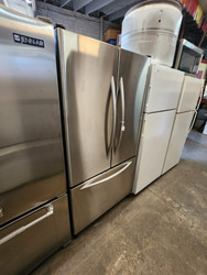 Maytag19.8 cu. ft. Counter-Depth French Door Refrigerator with 4 Easy Glide Spill-Catcher Glass Shelves, 2 Humidity Crispers, Ice Maker and Electronic Triple-Cool System: Stainless Steel LOCATED IN OUR PORTLAND OREGON APPLIANCE STORE SKU 19418