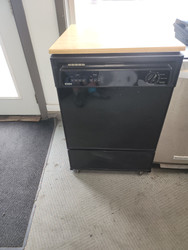 KENMORE BY WHIRLPOOL PORTABLE DISHWASHER 3 CYCLE HI TEMP WASH HEAT DRY OPTION LOCATED IN OUR PORTLAND OREGON APPLIANCE STORE SKU 19480