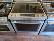 Jenn-Air Euro-Style Series 30 Inch Slide-In Professional Electric Range with 4 Smooth top Burners, 6.4 Cu. Ft. Capacity, Aqua lift® Self Clean, Downdraft Ventilation, True Convection, Telescoping Glide Rack, Dual Zone Element SKU 19515