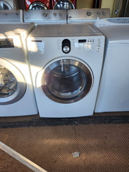 SAMUNG Electric Dryer Stainless Steel Drum 7 Pre-Set Drying Cycles 3-Way Venting System Adjust Time Drum Light Drying Rack End of Cycle Signal Remaining Time Display WHITE LOCATED IN OUR PORTLAND OREGON APPLIANCE STORE SKU 19517