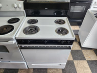KENMORE 30 INCH FREESTANDING ELECTRIC RANGE COIL BURNERS 3 SMALL I LARGE MANUAL CLEAN OVEN STORAGE DRAWER WHITE LOCATED IN OUR PORTLAND OREGON APPLIANCE STORE SKU 19536