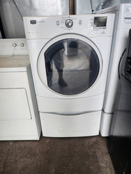 MAYTAG 2000 SERIES ELECTRIC DRYER WITH PEDESTAL 6 AUTO DRY OPTIONS 3 TIMED 4 TEMPERATURE PLUS AIR DRY WRINKLE PREVENT WHITE LOCATED IN OUR PORTLAND OREGON APPLIANCE STORE SKU 19539