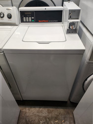 Speed Queen 26 Inch Commercial Top Load Washer with 3.26 cu. ft. Capacity, Four-Vane Agitator, Quantum® Controls, 3 Cycle Selections, Integrated Meter Case, Stainless Steel Tub, Triple-Lip Seal, 710 RPM Spin Speed, Digital Display SKU 19572