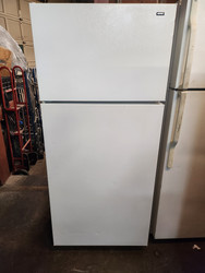 HOTPOINT 16 CUBIC FOOT RERIGERATOR TOP FREEZER ADJUSTABLE WIRE SHELVES  2 CRISPER DRAWERS DINGS IN LOWER DOOR WHITE LOCATED IN OUR PORTLAND OREGON APPLIANCE STORE SKU 19610