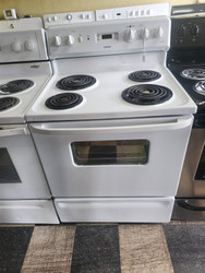 HOTPOINT 30 INCH FREESTANDING ELECTRIC RANGE COIL BURNERS 2 LARGE 2 SMALL MANUAL CLEAN OVEN WHITE LOCATED IN OUR PORTLAND OREGON APPLIANCE STORE SKU 19648
