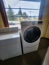 LG Steam Dryer Series 27 Inch Gas Dryer with True Steam™ Technology, Option, NFC Tag On, Wrinkle Care, Sensor Dry, 12 Drying Programs, 7.4 cu. ft. Capacity, Speed Dry and Lo Decibel Quiet Operation: White SKU 19681