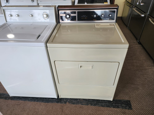 KENMORE HEAVY DUTY 3 CYCLE ELECTRIC DRYER AUTO DRY TIMED DRY AIR DRY OPTION VARIABLE HEAT SETTING TOP FILTER PULL DOWN DOOR ALMOND LOCATED IN OUR PORTLAND OREGON APPLIANCE STORE SKU 19695