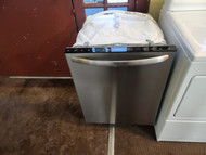 FRIGIDAIRE 24 INCH BUILT IN UNDER THE COUNTER DISHWASHER 2 CYCLE HEAVY WASH NORMAL WASH TOP RACK ONLY OPTION PLUS RINSE SETTING HI-TEMP WASH SANITIZE AND DELAYED START STAINLESS LOCATED IN OUR PORTLAND OREGON APPLIANCE STORE SKU 19764