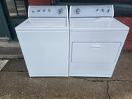 WHIRLPOOL WASHER AND DRYER SET WASHER COMMERCIAL QUALITY SUPER CAPACITY PLUS 8 CYCLE 4 TEMPERATURE EXTRA RINSE DRYER COMMERCIAL QUALITY SUPER CAPACITY PLUS 8 CYCLES 4 TEMPERATURES WHITE LOCATED IN OUR PORTLAND OREGON APPLIANCE STORE SKU 19848