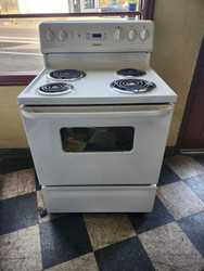 HOTPOINT 30 INCH FREESTANDING ELECTRIC RANGE COIL BURNERS 2 LARGE 2 SMALL MANUAL CLEAN OVEN WHITE LOCATED IN OUR PORTLAND OREGON APPLIANCE STORE SKU 19942