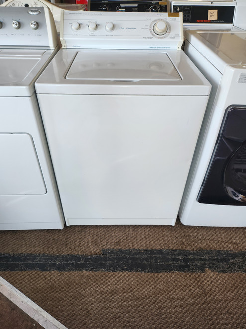 WHIRLPOOL HEAVY DUTY SUPER CAPACITY PLUS TOP LOAD WASHER 8 CYCLE 2 SPEED MOTOR EXTRA RINSE WHITE LOCATED IN OUR PORTLAND OREGON APPLIANCE STORE SKU 19944