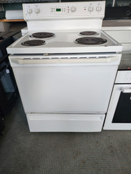 GE 30 INCH ELECTRIC RANGE FREESTANDING COIL BURNERS 2 LARGE 2 SMALL SELF CLEANING OVEN STORAGE DRAWER WHITE COSMETIC ISSUES ON HANDLE TOP SEE PICS LOCATED IN OUR PORTLAND OREGON APPLIANCE STORE SKU 19946