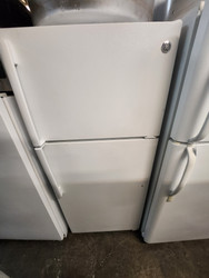 GE 28 Inch Top-Freezer Refrigerator with 15.5 cu. ft. Capacity, 2 Adjustable Wire Shelves, Gallon Door Storage, Adjustable Wire-Z Shelf, Upfront Temperature Controls, Optional White LOCATED IN OUR PORTLAND OREGON APPLIANCE STORE SKU 19957