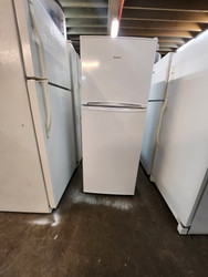Hotpoint White Counter Depth Top Freezer 9.7 Cu. Ft. Refrigerator with Adjustable Spill-proof Glass Shelves LOCATED IN OUR PORTLAND OREGON APPLIANCE STORE SKU 19962
