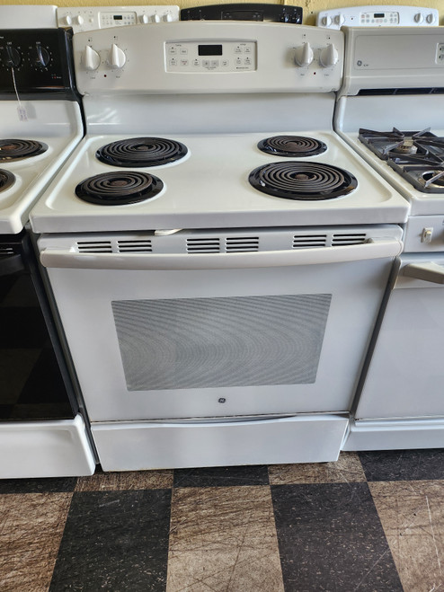 GE 30 INCH FREESTANDING ELECTRIC RANGE COIL BURNERS 2 LARGE 2 SMALL SELF CLEANING OVEN HI LO BROIL SETTING STORAGE DRAWER WHITE LOCATED IN OUR PORTLAND OREGON APPLIANCE STORE SKU 20002