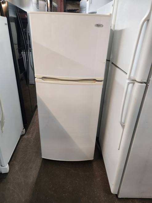 Whirlpool 9.7 cu. ft. Top-Freezer Refrigerator with 2 Glass Shelves, Clear Humidity-Controlled Crisper and White-on-White LOCATED IN OUR PORTLAND OEGON APPLIANCE STORE SKU 20010