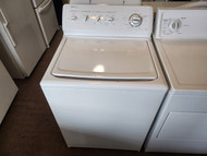 KENMORE HEAVY DUTY KING SIZE CAPACITY 3 SPEED MOTOR 6 WASH OPTION PLUS AUTO SOAK AND PREWASH SETTING 2ND RINSE 5 WATER LEVELS 4 TEMPERATURE WHITE LOCATED IN OUR POTLAND OREGON APPLIANCE STORE SKU 20023