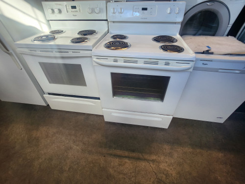 FRIGIDAIRE 30 INCH FREESTANDING ELECTRIC RANGE COIL BURNERS 2 LARGE 2 SMALL SELF CLEANING OVEN STORAGE DRAWER WHITE LOCATED IN OUR PORTLAND OREGON APPLIANCE STORE SKU 20070