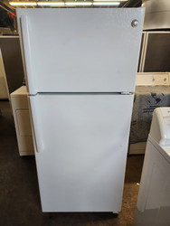 GE GTE16DTHWW 28 Inch Top-Freezer Refrigerator with 15.5 cu. ft. Capacity, 2 Adjustable Wire Shelves, Gallon Door Storage, Adjustable Wire-Z Shelf, Upfront Temperature Controls, Optional Ice Maker, ADA Compliant and Energy Star Rated: White