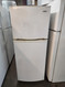 Whirlpool 24 Inch Top-Freezer Refrigerator with 9.6 Cu. Ft. Capacity, 2 Wire Shelves & Single Crisper: White LOCATED IN OUR PORTLAND OREGON APPLIANCE STORE APPLIANCE STORE SKU 21016