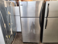FRIGIDAIRE 18 CUBIC FOOT REFRIGERATOR TOP FREEZER FULL WIDTH ADJUSTABLE GLASS SHELVES 1 DELI DRAWER 2 CRISPER DRAWERS WIRE SHELF IN FREEZER STAINLESS LOCATED IN OUR PORTLAND OREGON APPLIANCE STORE SKU 21019