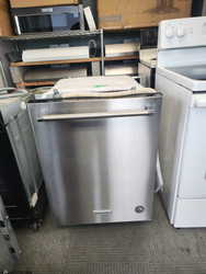 KITCHENAID 24 INCH BUILT IN DISHWASHER 4 SOIL CYCLES 2 SPEED OPTIONS EXPRESS WASH AND RINSE ONLY DELAYED START HI TEMP WASH COSMETIC ISSUE ON CONTROL PANEL SMALL CHIP ON CORNER SEE PIC STANLESS SKU 21061