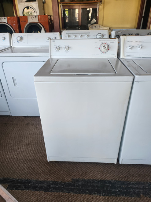 ROPER BY WHIRLPOOL HEAVY DUTY EXTRA LARGE CAPACITY PLUS TOP LOAD WASHER 4 LOAD SIZE SETTINGS 4 TEMPERATURE WHITE LOCATED IN OUR PORTLAND OREGON APPLIANCE STORE SKU 21098