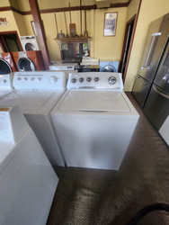 Whirlpool 27 Inch Top-Load Washer with 4.0 cu. ft. Capacity, Multiple Wash Cycles, 6 Temperature Settings, Xtra Roll Action Plus Agitator and Quiet Wash Noise Reduction System WHITE LOCATED IN OUR PORTLAND OREGON APPLIANCE STORE SKU 20001