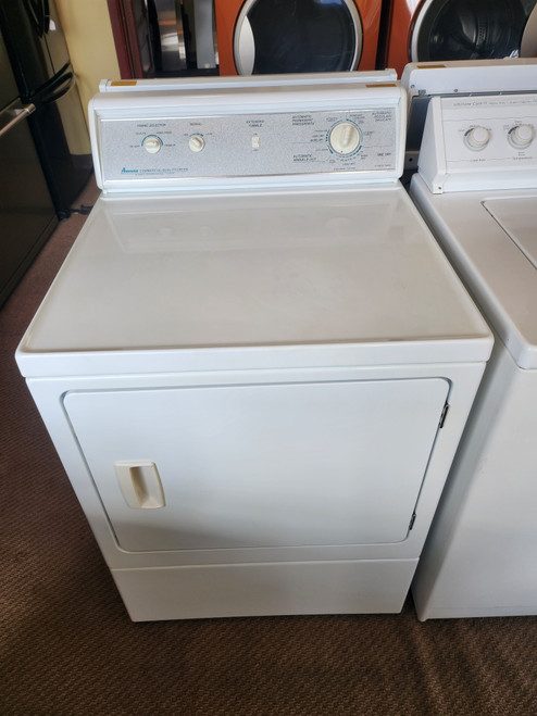 AMANA COMMERCIAL QUALITY ELECTRIC DRYER EXTRA TUMBLE SETTING 4 TEMPERATURES 3 AUTO CYCLE 1 TIMED WHITE LOCATED IN OUR PORTLAND OREGON APPLIANCE STORE SKU 22050