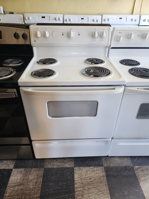 GE 30 INCH FREESTANDING ELECTRIC RANGE COIL BURNERS 3 SMALL 1 LARGE MANUAL CLEAN OVEN STORAGE DRAWER WHITE LOCATED IN OUR PORTLAND OREGON APPLIANCE STORE SKU 22075