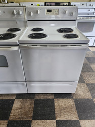 WHIRLPOOL 30 INCH FREESTANDING ELECTRIC RANGE COIL BURNERS 3 SMALL 1 LARGE CUSTOM BROIL OPTION SELF CLEANING OVEN STORAGE DRAWER WHITE LOCATED IN OUR PORTLAND OREGON SKU 22089