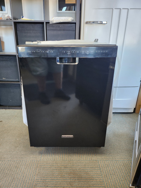 KitchenAid Full Console Dishwasher with 6 Cycles, Pro-Wash Cycle, 5 Options, 4-Hour Delay, , Sani Rinse Option, Heat Dry Option and 48 dBA: Black LOCATED IN OUR PORTLAND OREGON APPLIANCE STORE SKU 23038