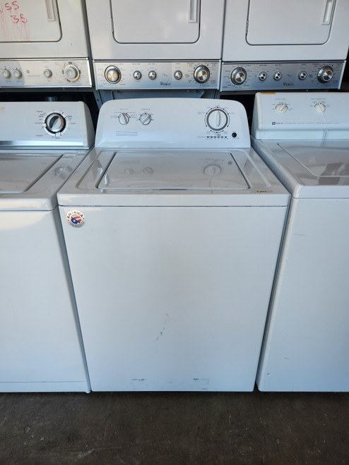 CROSLEY TOP LOAD WASHER 3.5 Cu. Ft. White Console 8 Cycles 5 Temps Deep Water Option on all cycles White Porcelain Tub Dual Action Agitator Auto Load Sensing 700 RPM Spin Speed Bleach Dispenser SKU 23048