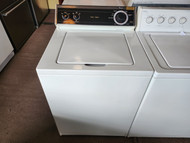 WHIRLPOOL HEAVY DUTY SUPER CAPACITY 7 CYCLE WITH 2 SPEED MOTOR 3 TEMPERATURE 3 WATER LEVELS WHITE LOCATED IN OUR PORTLAND OREGON APPLIANCE STORE SKU 23053