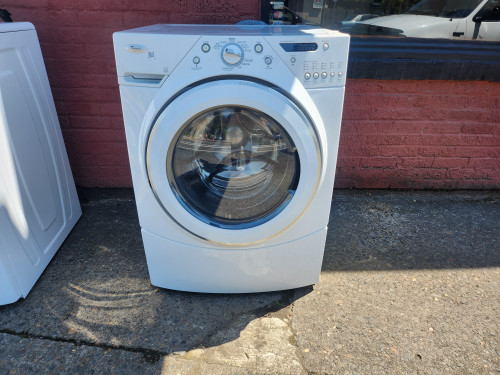 Whirlpool Duet HT 27 Inch Front Load Washer with 4.0 cu. ft. Capacity, 10 Wash Cycles, 4 Temperature Options, Built-in Heater, 1,000 RPM Spin Speed and CEE III Energy Star Rating WHITE LOCATED IN OUR PORTLAND OREGON APPLIANCE STORE SKU 23127