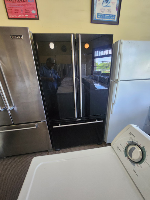 Jenn-Air 20 cu. ft. French Door Counter Depth Refrigerator with Internal Water Dispenser Ice Maker Large Deli Drawer 2 Crisper Drawer Glass Shelves Glass on Black Doors LOCATED IN OUR PORTLAND OREGON APPLIANCE STORE SKU 23152