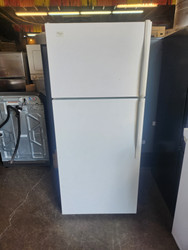 WHIRLPOOL 16 CUBIC FOOT REFRIGERATOR WITH ICE MAKER ADJUSTABLE WIRE SHELVES  1 LARGE CRISPER DRAWER WITH GLASS COVER WHITE LOCATED IN OUR PORTLAND OREGON APPLIANCE STORE SKU 23157