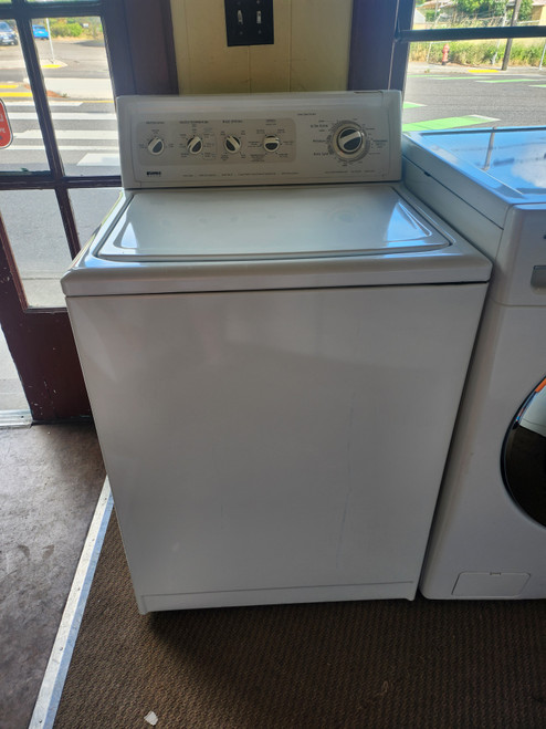 KENMORE ELITE TOP LOAD WASHER HEAVY DUTY KING SIZE CAPACITY WITH 3 SPEED MOTOR 5 LOAD SIZE SETTINGS 7 TEMPERATURE OPTIONS 2ND RINSE SOAK SETTING WHITE LOCATED IN OUR PORTLAND OREGON APPLIANCE STORE SKU 23194