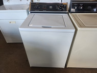 WHIRLPOOL SUPER CAPACITY 2 SPEED 9 CYCLE TOP LOAD WASHER INFINITE WATER LEVEL SWITCH 4 TEMPERATURE 1 WARM RINSE 3 COLD WHITE LOCATED IN OUR PORTLAND OREGON APPLIANCE STORE SKU 23204