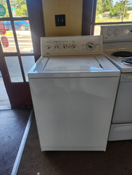 KENMORE TOP LOAD WASHER 90 SERIES HEAVY DUTY SUPER CAPACITY PLUS 4 LOAD SIZE SETTINGS 2ND RINSE 7 TEMPERATURE OPTIONS 4 MANUAL 3 AUTO 3 SPEED MOTOR WHITE LOCATED IN OUR PORTLAND OREGON APPLIANCE STORE SKU 23215