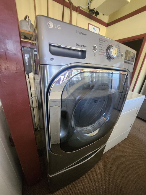 LG Steam Dryer Series DLEX8100V 29 Inch Electric Dryer with 9.0 Cu. Ft. Capacity, Flow Sense™ Duct Clogging Indicator, Lo-Decibel™ Operation, Flow Sense 14 Dryer Programs, Sensor Dry, True Steam™, and Steam Sanitary Graphite Steel