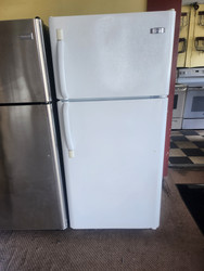 FRIGIDAIRE 18 CUBIC FOOT REFRIGERATOR TOP FREEZER GLASS SHELVES 2 CRISPER DRAWERS DELI DRAWER FULL WIDTH WIRE SHELF WHITE LOCATED IN OUR PORTLAND OREGON APPLIANCE STORE SKU 23234
