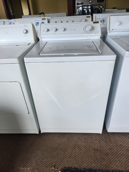 WHIRLPOOL TOP LOAD WASHER HEAVY DUTY LARGE CAPACITY 5 WATER LEVELS 4 TEMPERATURE WHITE LOCATED IN OUR PORTLAND OREGON APPLIANCE STORE SKU 23237