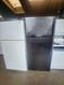 GE 17 CUBIC FOOT REFRIGERATOR TOP MFREEZER 2 FULL WIDTH ADJUSTABLE SHELVES 1 GLASS 1 WIRE 2 CRISPER DRAWERS BLACK  LOCATED IN OUR PORTLAND OREGON APPLIANCE STORE SKU 23260