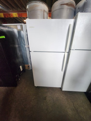 FRIGIDAIRE 15 CUBIC FOOT REFRIGERATOR TOP FREEZER AUTOMATIC DEFROST ADJUSTABLE WIRE SHELVES 2 CRISPER DRAWERS WHITE LOCATED IN OUR PORTLAND OREGON APPLIANCE STORE SKU 23276