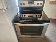 Whirlpool 30 Inch Freestanding Electric Range with 4 Radiant Elements, 3,000 Watts, 4.8 cu. ft. Traditional Oven, Easy Wipe Ceramic Glass Cooktop and Flex Heat Element: Stainless Steel LOCATED IN OUR PORTLAND OREGON APPLIANCE STORE SKU 23303